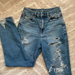 American Eagle Curvy Mom Jeans